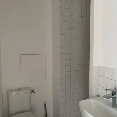Modern Studio With Balcony Apartment *