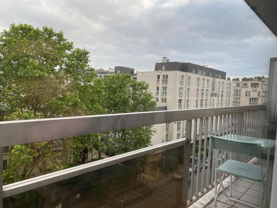 Modern Studio With Balcony Appartamento